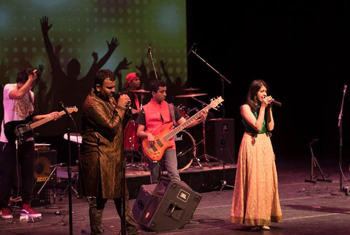 /media/k2/galleries/61068/BOOMM-01