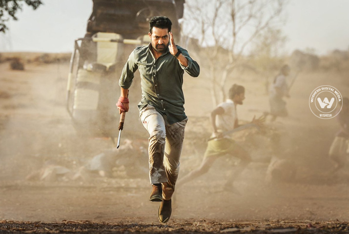 /media/k2/galleries/68058/Aravinda-Sametha-06