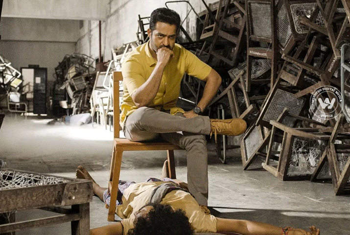 /media/k2/galleries/68058/Aravinda-Sametha-09