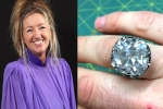 glass rings with flowers inside, glass ring band, after 30 years woman realizes the glass ring she bought on sale was a diamond worth rs 68 crore, Jeweler glass rings with flowers inside, glass ring band, after 30 years woman realizes the glass ring she bought on sale was a diamond worth rs 68 crore, Jeweler