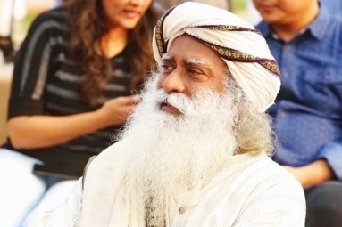 Sadhguru Apologizes After Calling Muslim Student in LSE a &lsquo;Taliban&rsquo;