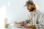Skipping Breakfast breaking, Skipping Breakfast diseases, side effects of skipping breakfast, Migraine