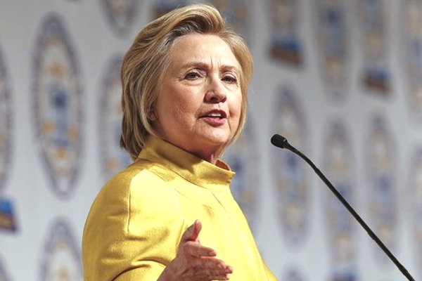 Doctors say Hillary Clinton 'healthy and fit to serve as president'