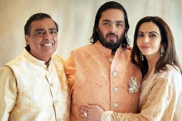 Mukesh Ambani To Hold Mass Wedding For Underprivileged before Anant's Wedding